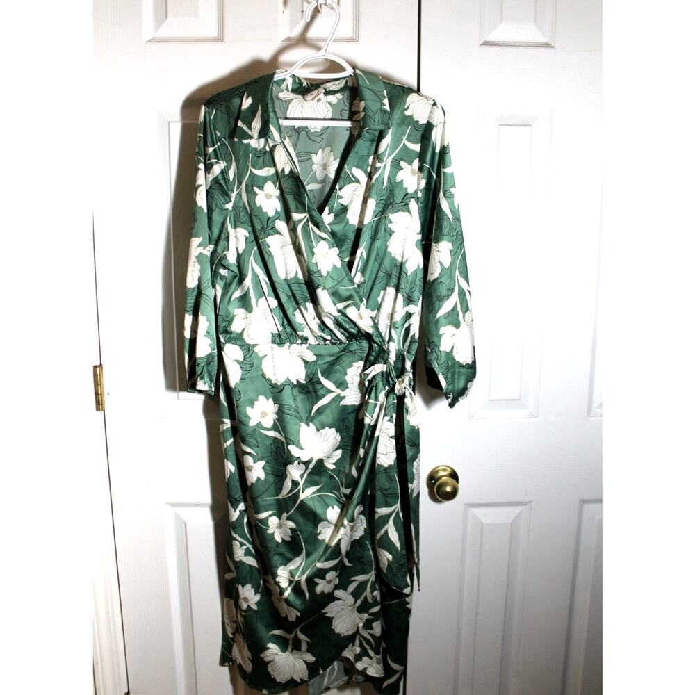 Naif Satin Floral Print Faux Wrap Dress w/ Side Tie sz XL